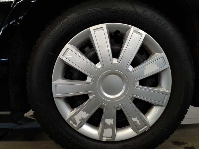 Ford Focus 1.0 EcoBoost Titanium X — zdjęcie 49