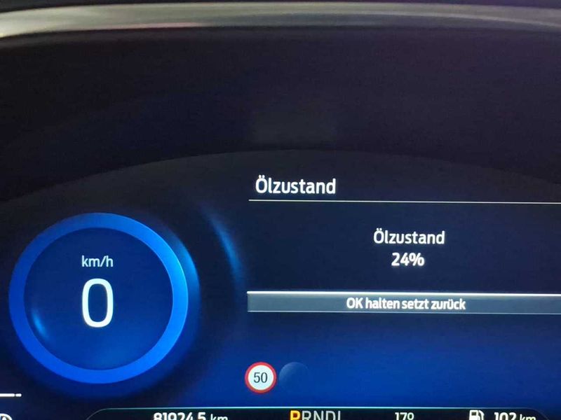 Ford Focus 1.0 EcoBoost Titanium X — zdjęcie 13