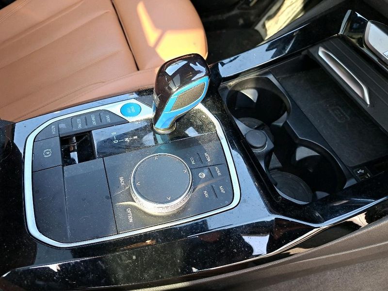 BMW iX3 electric drive 210 kW Inspiring — zdjęcie 28