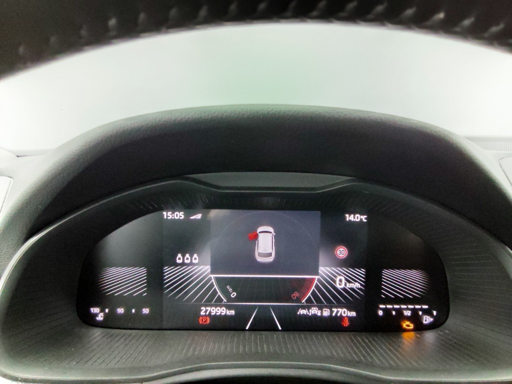 Skoda Kamiq 1.0 TSI Selection — zdjęcie 9