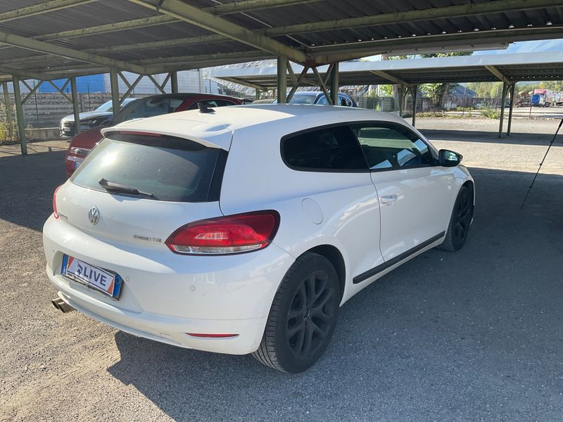 Volkswagen Scirocco 1.4 TSI BlueMotion Tech — zdjęcie 2