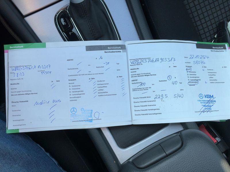 Mercedes-Benz C-Klasse C 180 Kompressor Sport Edition — zdjęcie 32