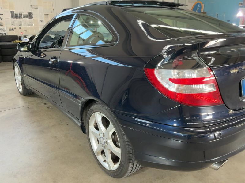 Mercedes-Benz C-Klasse C 180 Kompressor Sport Edition — zdjęcie 3