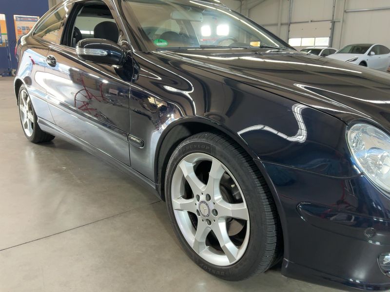 Mercedes-Benz C-Klasse C 180 Kompressor Sport Edition — zdjęcie 8