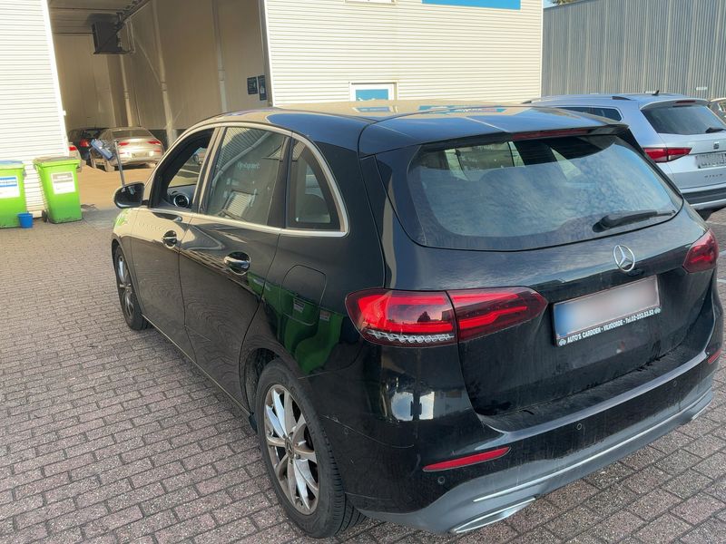 Mercedes-Benz B-Klasse B 200 d Progressive — zdjęcie 3