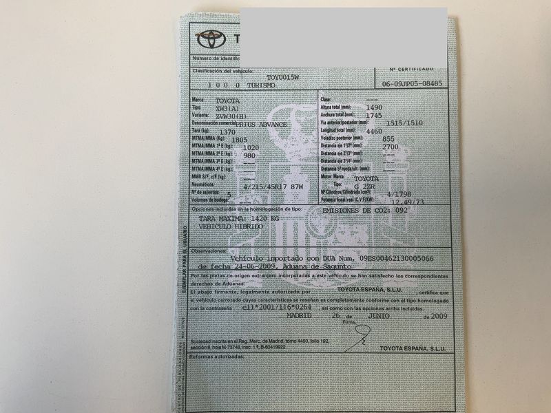 Toyota Prius 1.8 Advance — zdjęcie 16