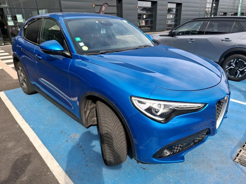 Alfa Romeo Stelvio 2.2 JTDM Super Q4 — zdjęcie 2