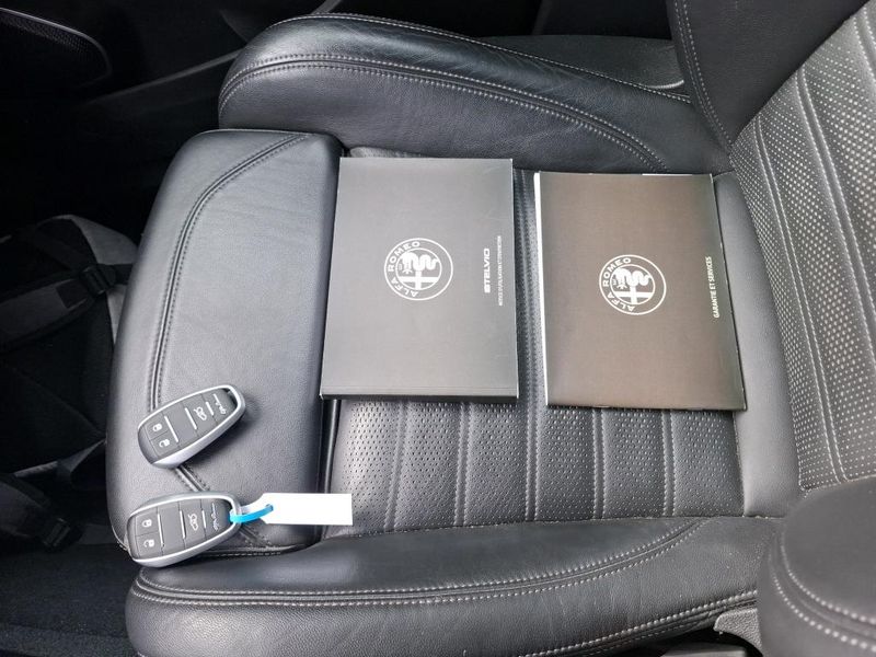 Alfa Romeo Stelvio 2.2 JTDM Super Q4 — zdjęcie 9
