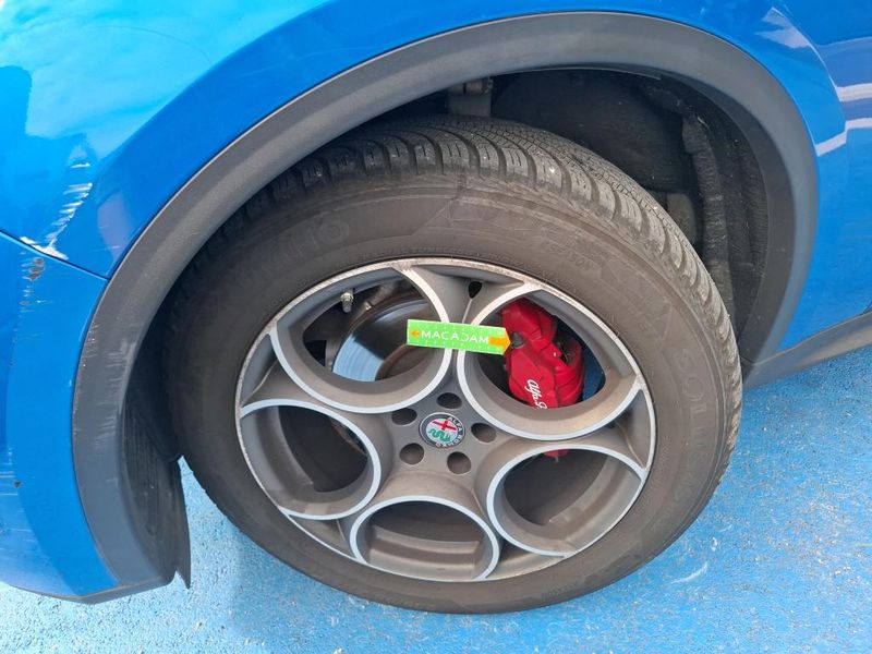 Alfa Romeo Stelvio 2.2 JTDM Super Q4 — zdjęcie 16