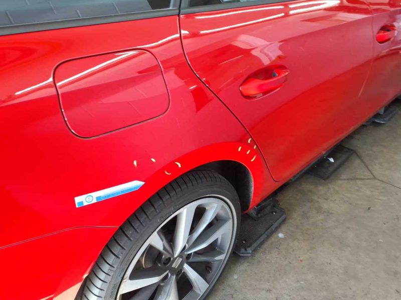 Seat Leon 2.0 TDI FR — zdjęcie 33