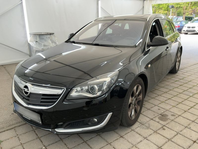 Opel Insignia Sports Tourer 2.0 CDTI Business Innovation — zdjęcie 1