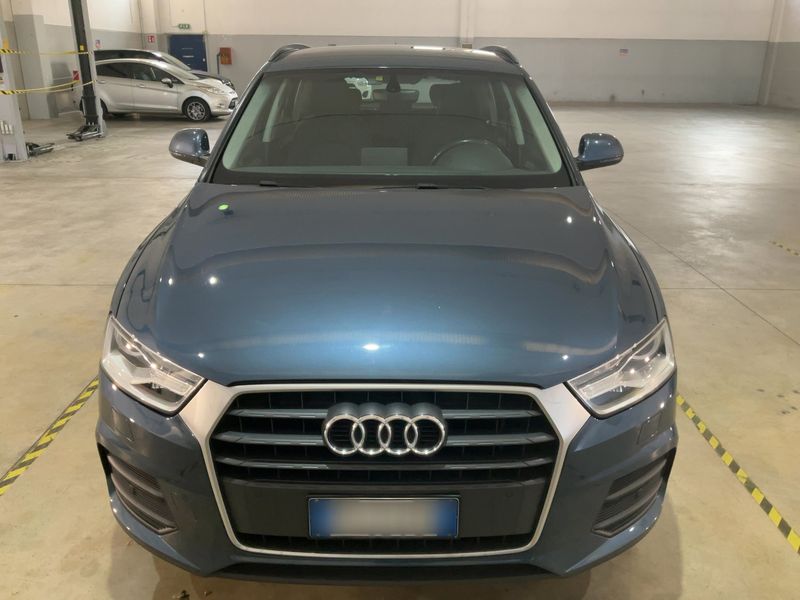 Audi Q3 2.0 TDI Business — zdjęcie 9