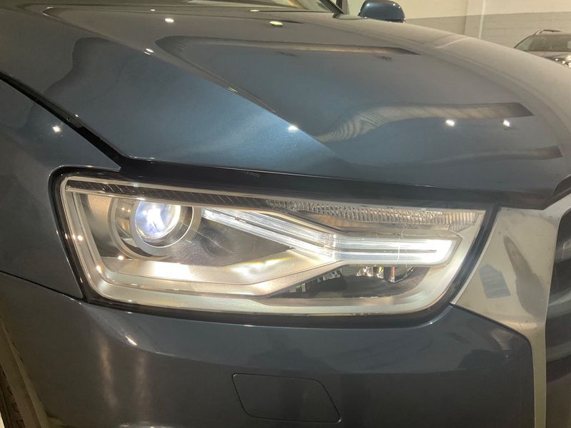 Audi Q3 2.0 TDI Business — zdjęcie 25