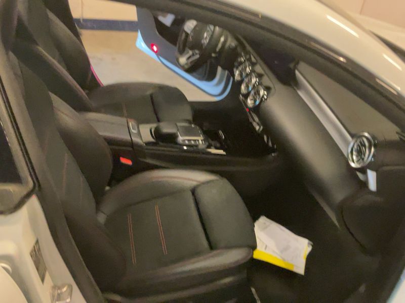 Mercedes-Benz CLA-Klasse CLA 200 Shooting Brake AMG Line — zdjęcie 11