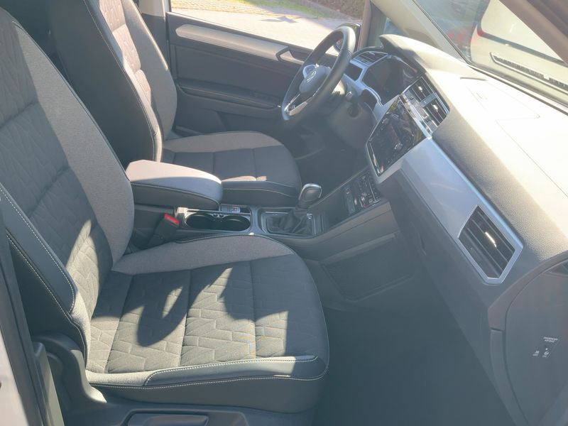 Volkswagen Touran 1.5 TSI ACT Comfortline BlueMotion Tech — zdjęcie 11