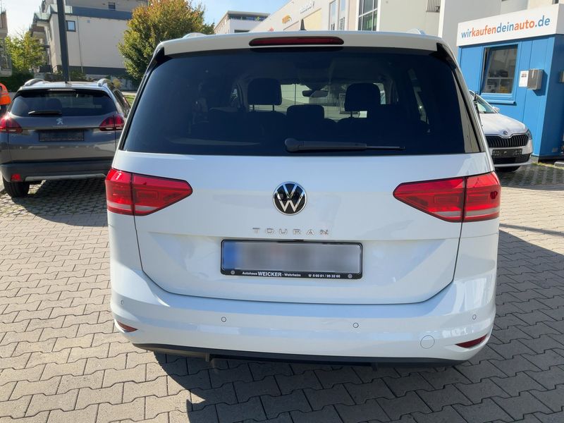 Volkswagen Touran 1.5 TSI ACT Comfortline BlueMotion Tech — zdjęcie 5