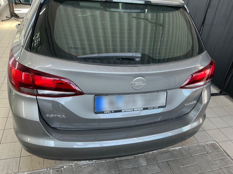 Opel Astra 1.4 SIDI Turbo Edition — zdjęcie 5