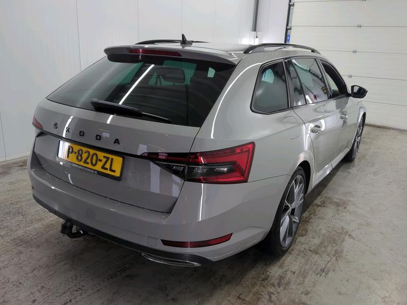 Skoda Superb 1.5 TSI ACT SportLine — zdjęcie 4