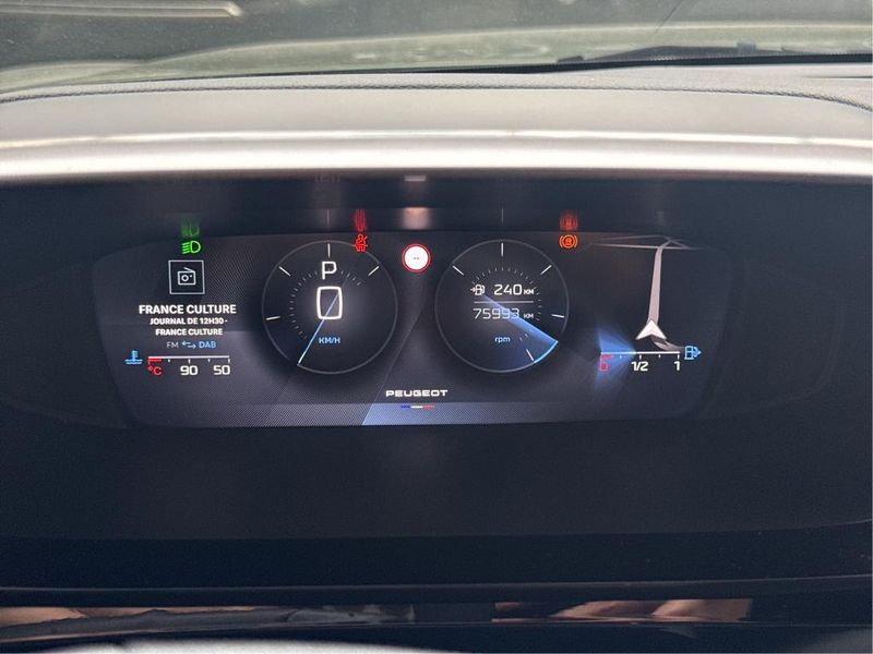 Peugeot 308 1.2 PureTech Allure — zdjęcie 10