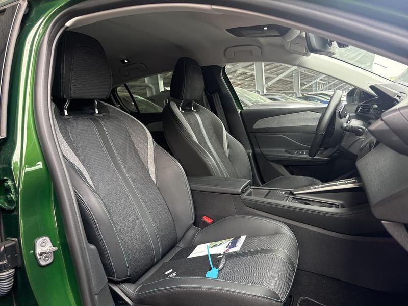 Peugeot 308 1.2 PureTech Allure — zdjęcie 6