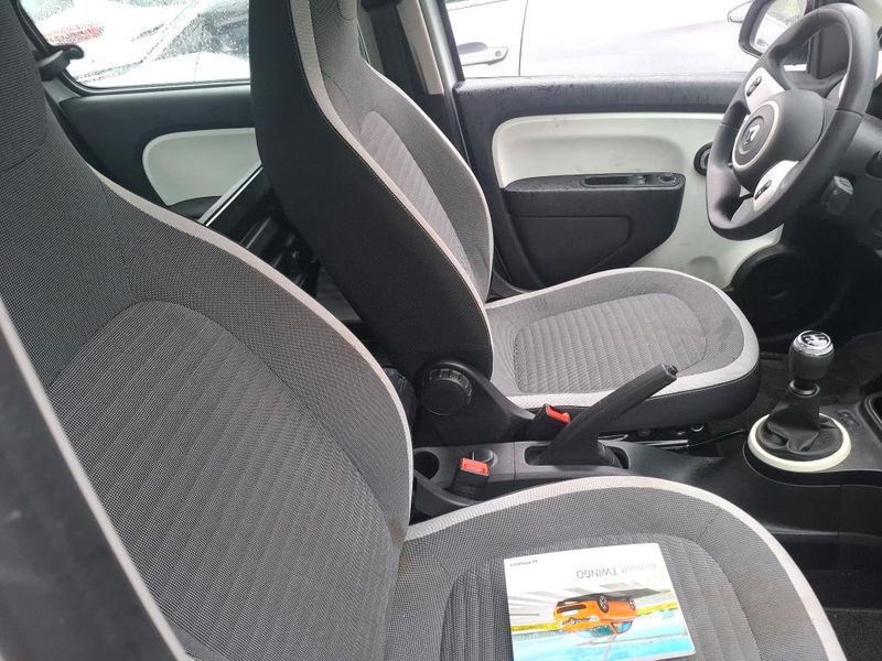 Renault Twingo 1.0 SCe Zen — zdjęcie 6
