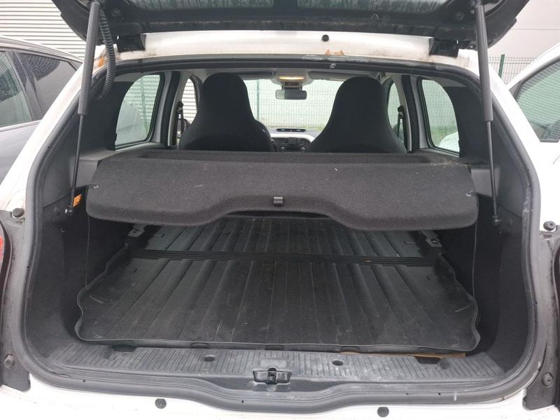 Renault Twingo 1.0 SCe Zen — zdjęcie 7