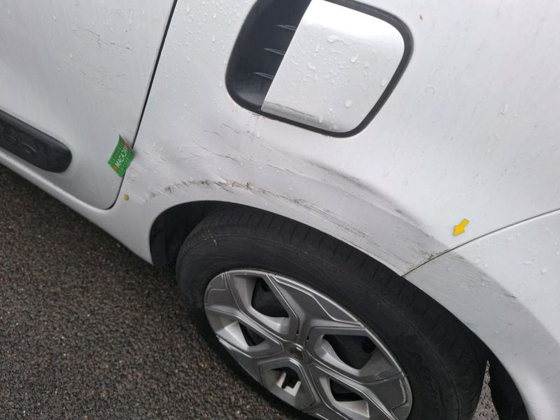 Renault Twingo 1.0 SCe Zen — zdjęcie 38