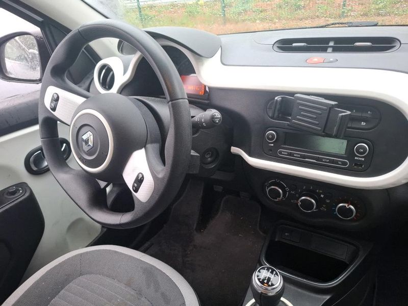 Renault Twingo 1.0 SCe Zen — zdjęcie 5