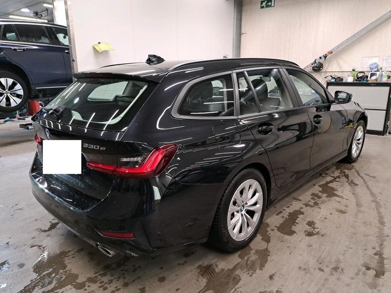 BMW 3er 330e Advantage — zdjęcie 2