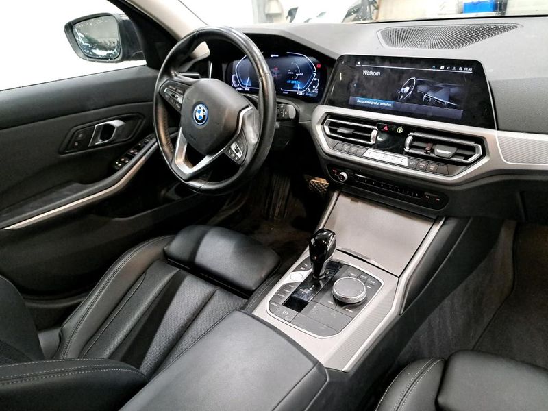 BMW 3er 330e Advantage — zdjęcie 6