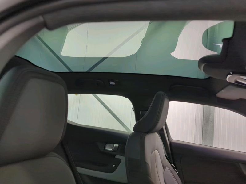 Polestar 2 Long Range Dual — zdjęcie 20