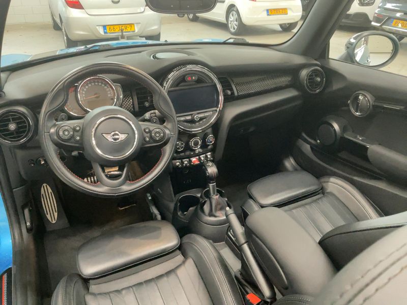 MINI Cabrio John Cooper Works — zdjęcie 12