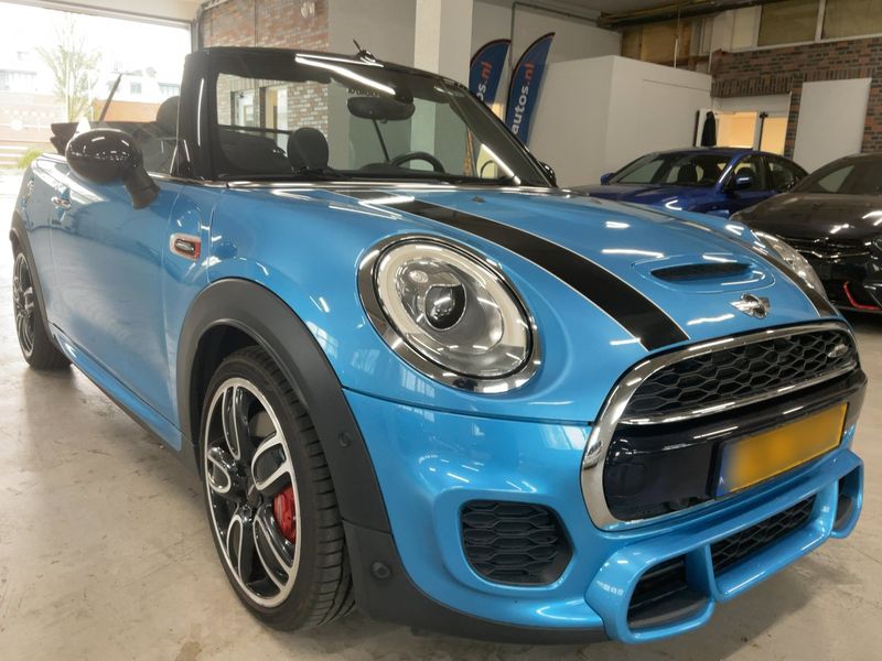 MINI Cabrio John Cooper Works — zdjęcie 8