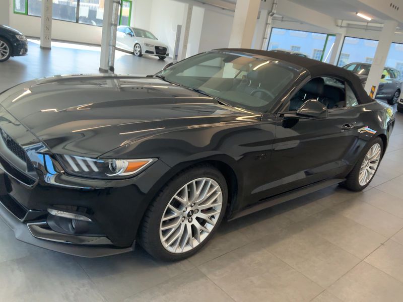 Ford Mustang 5.0 Ti-VCT V8 GT Convertible — zdjęcie 2