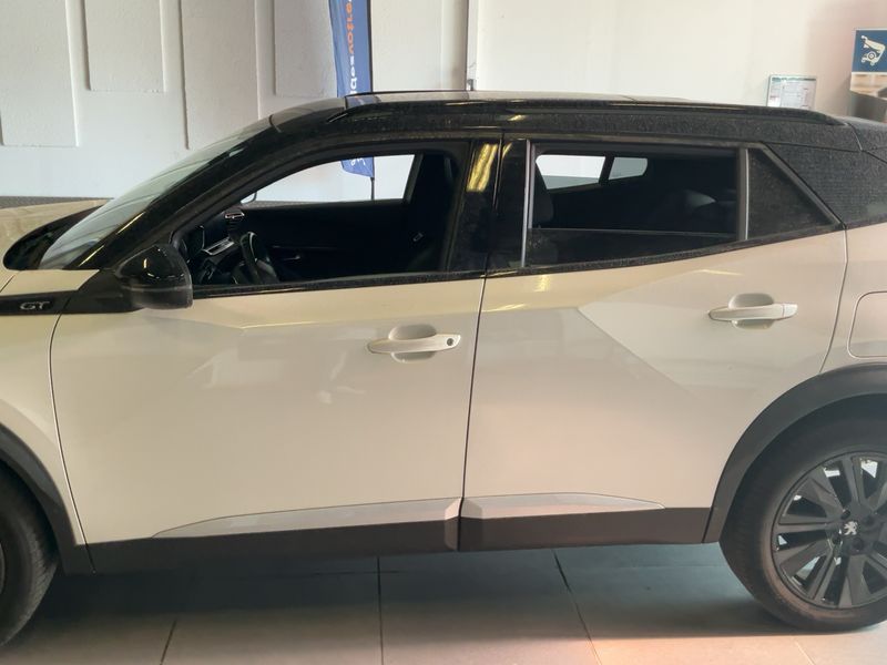 Peugeot 2008 1.2 PureTech GT Pack — zdjęcie 4