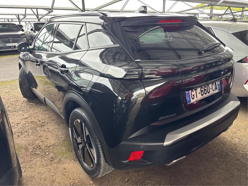 Peugeot 2008 1.2 PureTech Allure — zdjęcie 3