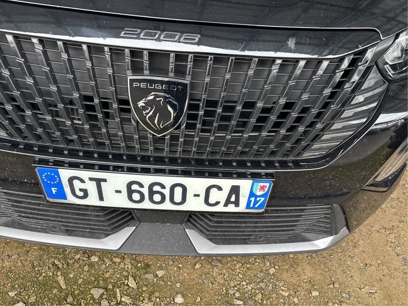 Peugeot 2008 1.2 PureTech Allure — zdjęcie 26