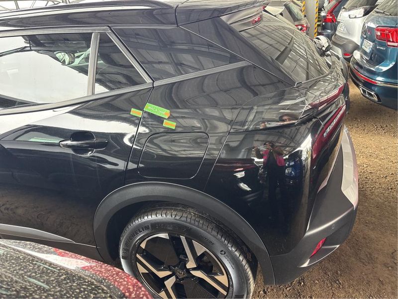 Peugeot 2008 1.2 PureTech Allure — zdjęcie 20