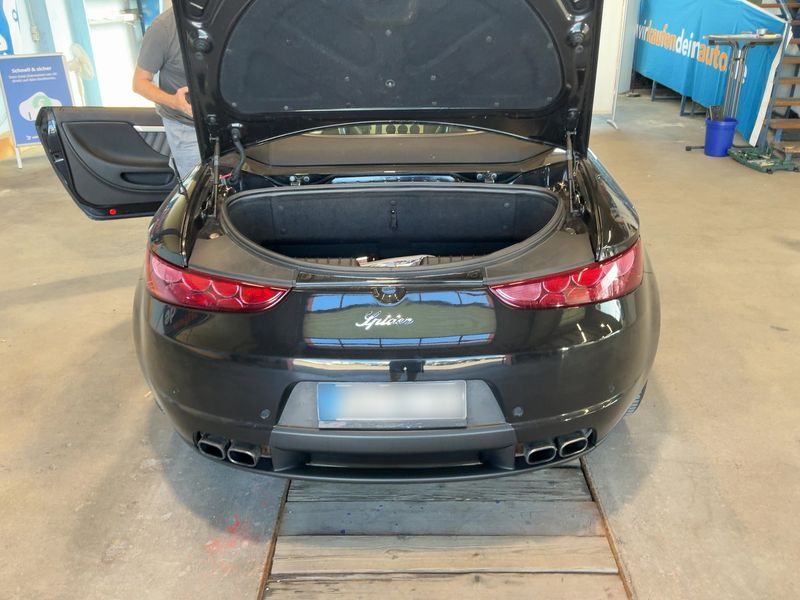 Alfa Romeo Alfa Spider 2.2 JTS Exclusive — zdjęcie 10