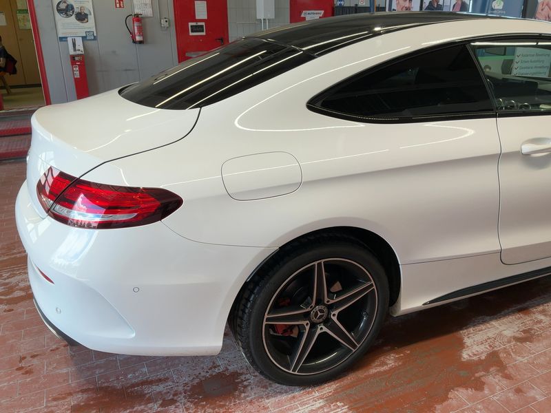 Mercedes-Benz C-Klasse C 400 4Matic AMG Line — zdjęcie 6