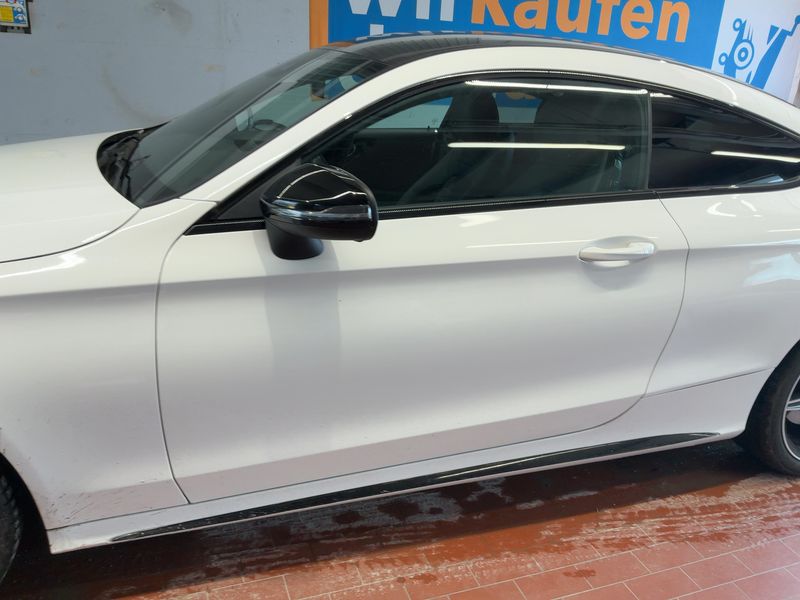 Mercedes-Benz C-Klasse C 400 4Matic AMG Line — zdjęcie 4