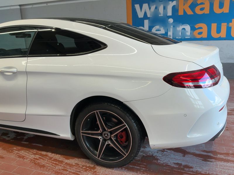 Mercedes-Benz C-Klasse C 400 4Matic AMG Line — zdjęcie 3