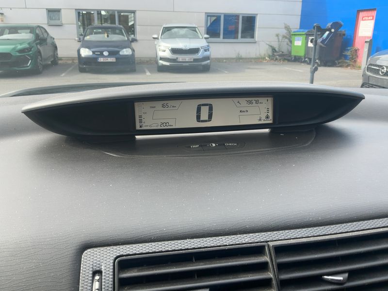 Citroen C4 1.6 VTR — zdjęcie 4