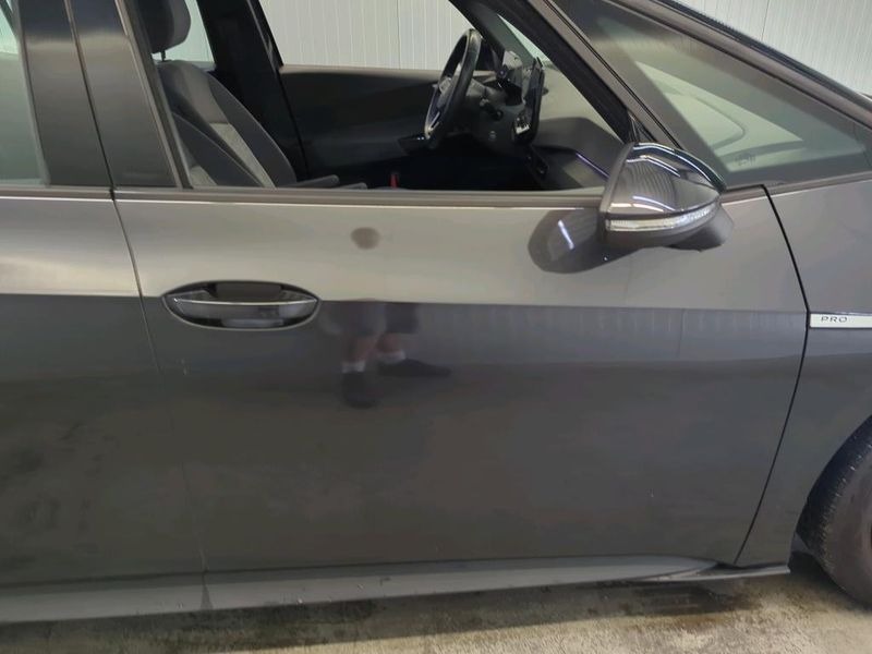 Volkswagen ID.3 electric drive 107 kW Pro — zdjęcie 28