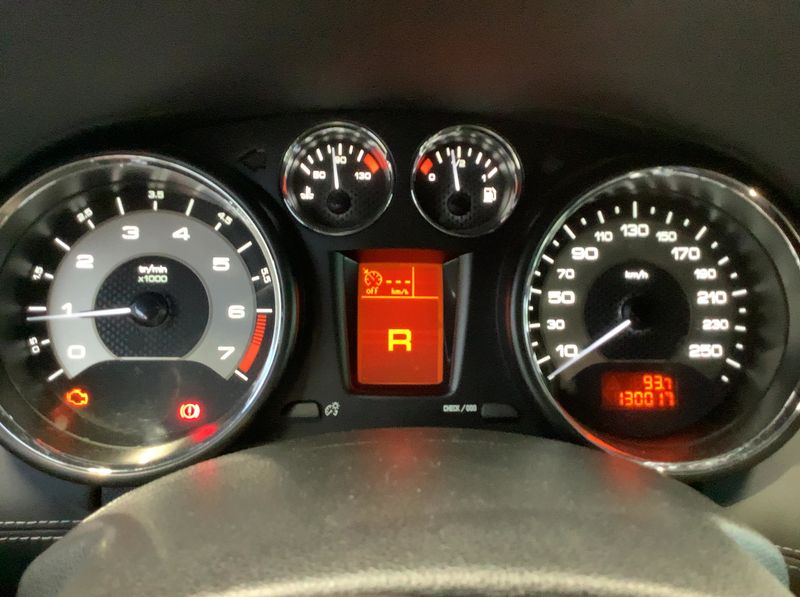 Peugeot RCZ 1.6 THP Basis — zdjęcie 13