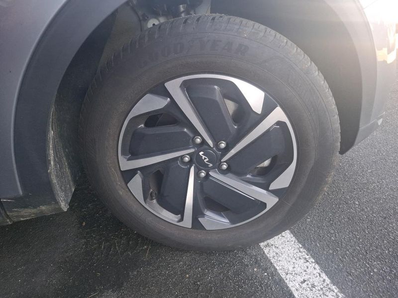 Kia Sportage 1.6 TGDI Hybrid Active — zdjęcie 25