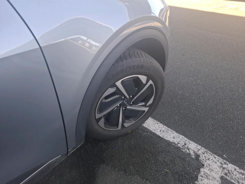 Kia Sportage 1.6 TGDI Hybrid Active — zdjęcie 24