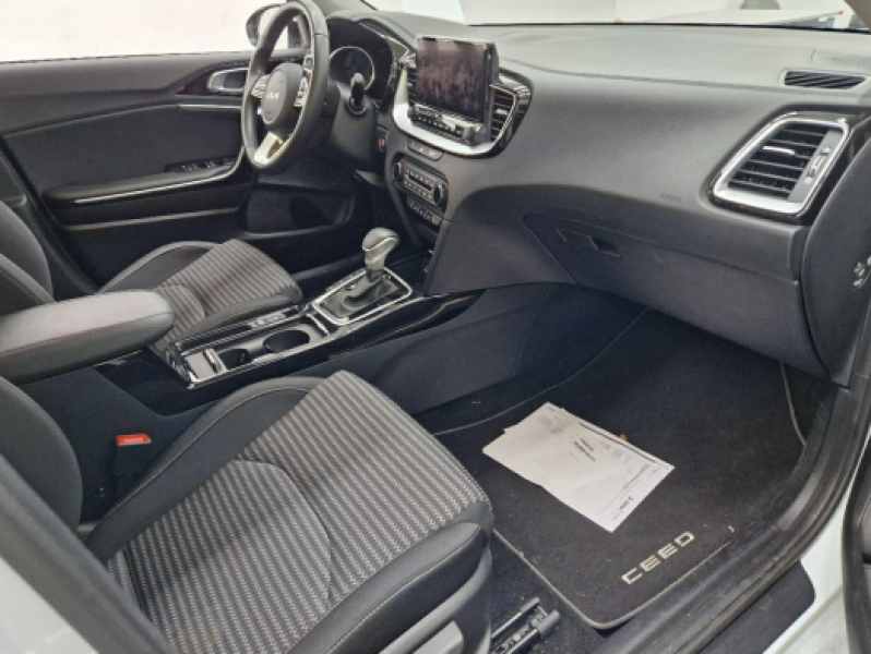 Kia cee'd 1.5 TGDI Spirit — zdjęcie 3