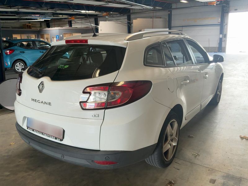 Renault Megane 1.5 dCi Business — zdjęcie 6