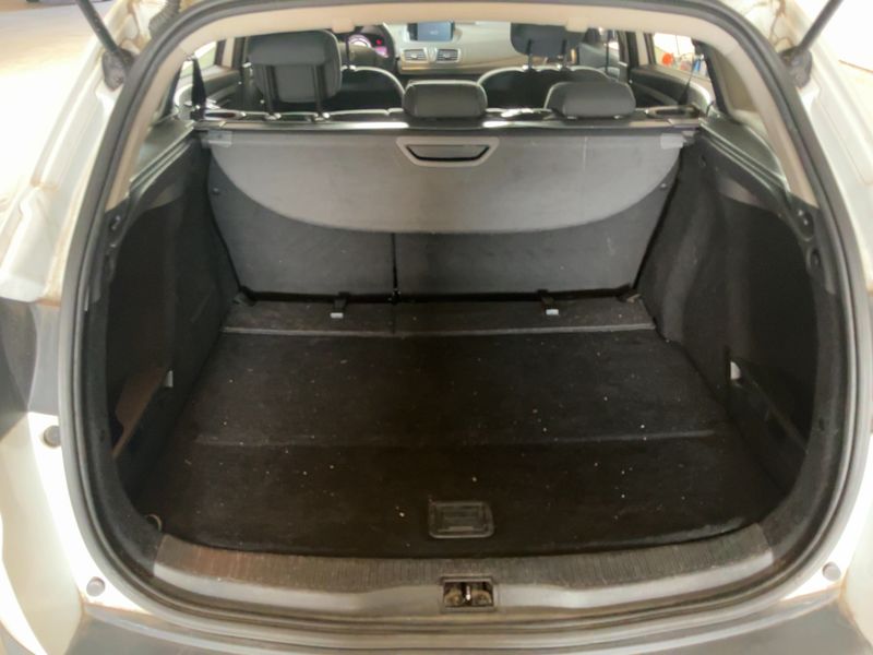 Renault Megane 1.5 dCi Business — zdjęcie 10